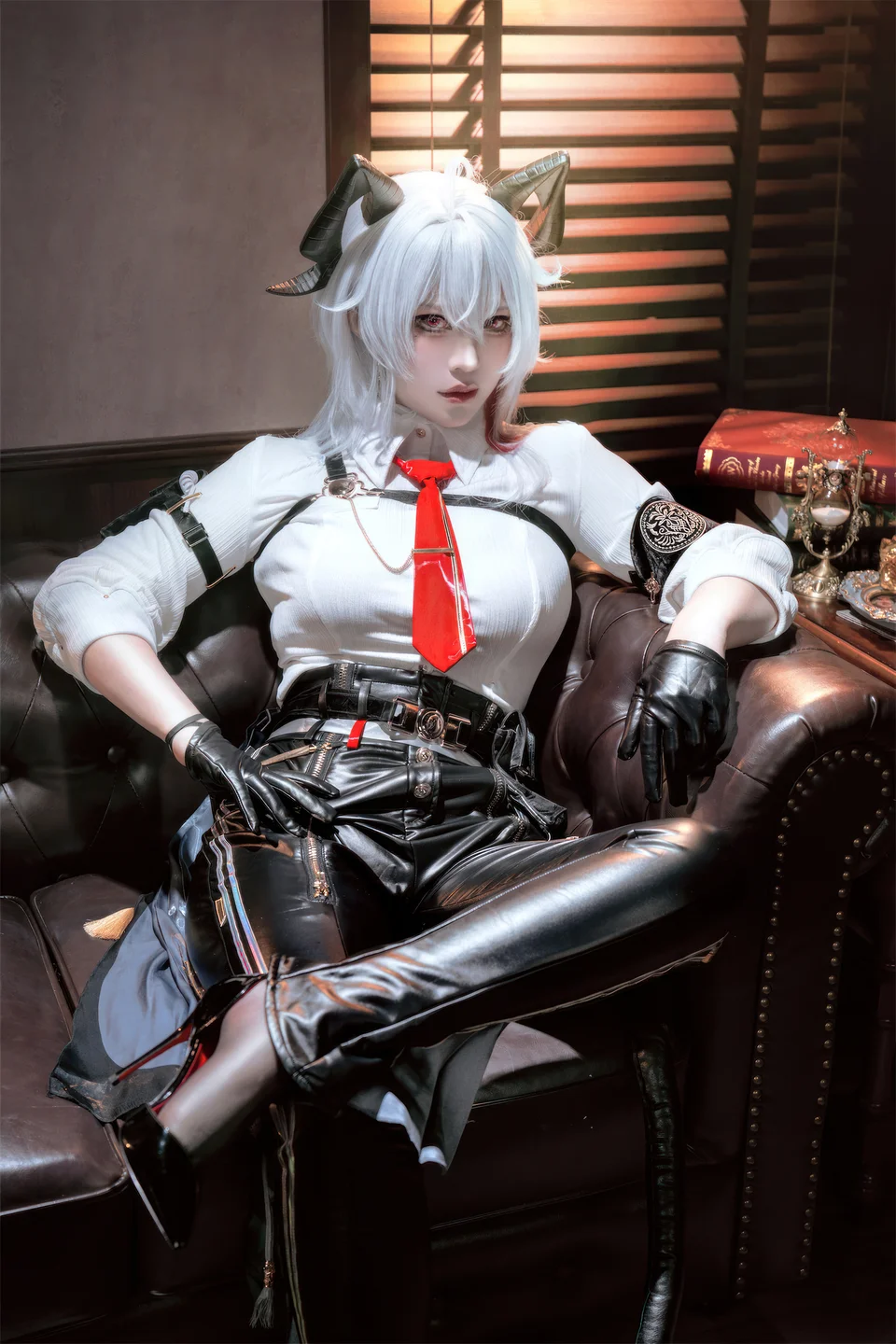 半半子 - No.101 鸣潮·赞妮 [57P-202MB] tg@simisebaisi 【丝足阁】012.webp